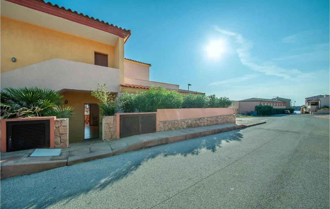 1 Bedroom Beautiful Apartment In Isola Rossa
